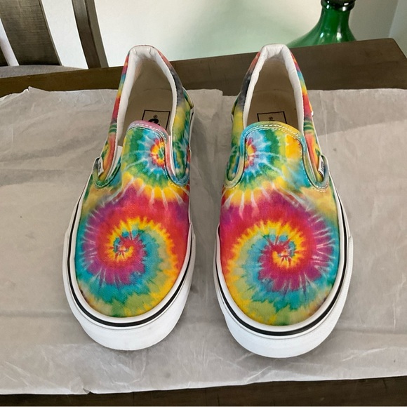 Vans Classic Slip On colorful tie dye  Women's 8 - Picture 1 of 10